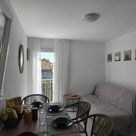 Lord Byron Loft